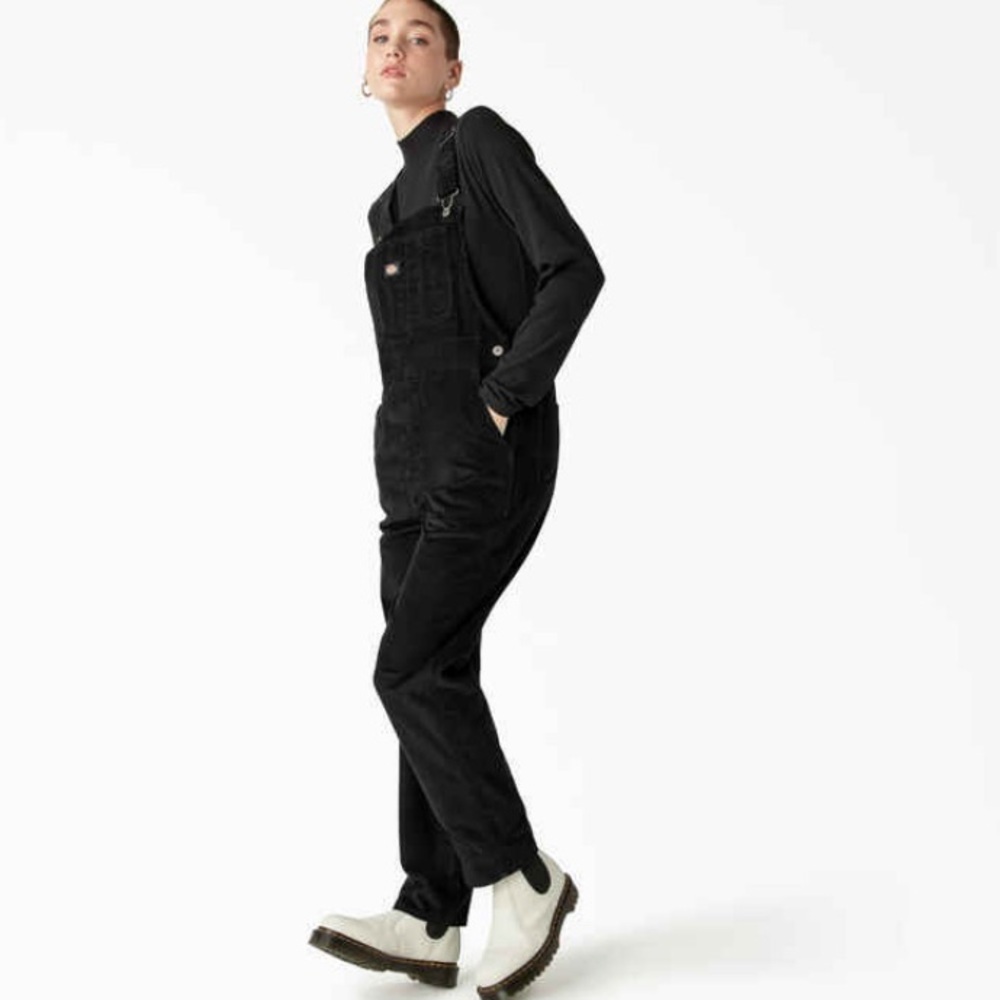 Dickies Black Halleyville Bib Overalls ! NWT •Large